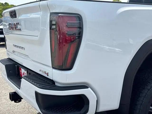 2026 GMC Sierra 2500HD Crew Cab, Standard Bed, AT4, 4WD