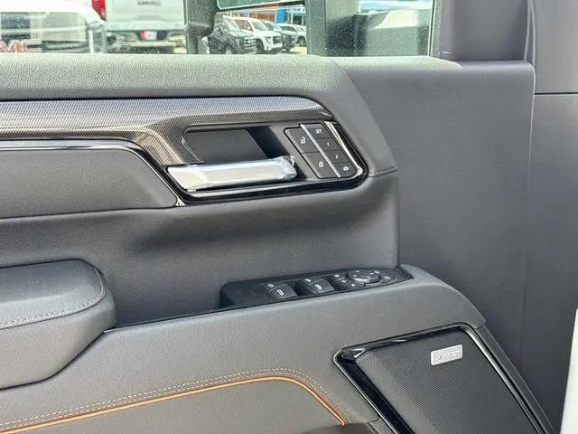 2026 GMC Sierra 2500HD Crew Cab, Standard Bed, AT4, 4WD