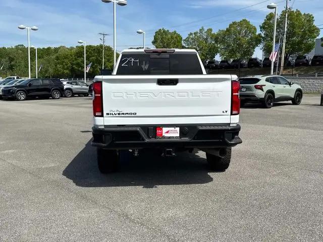 2026 Chevrolet Silverado 2500HD Crew Cab, Standard Bed, LT, 4WD