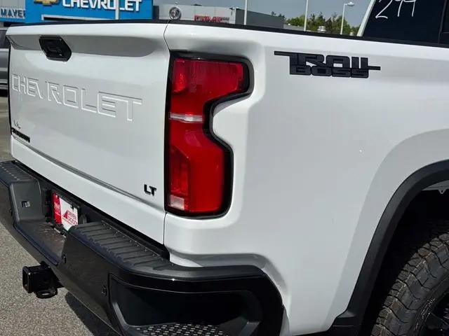 2026 Chevrolet Silverado 2500HD Crew Cab, Standard Bed, LT, 4WD