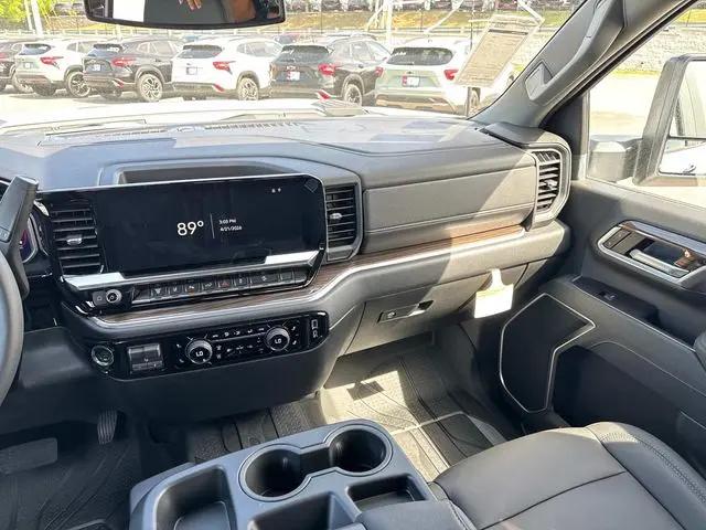 2026 Chevrolet Silverado 2500HD Crew Cab, Standard Bed, LT, 4WD