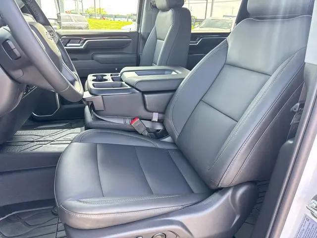 2026 Chevrolet Silverado 2500HD Crew Cab, Standard Bed, LT, 4WD