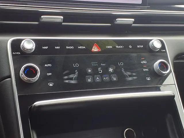 2025 Genesis GV80 2.5T Standard AWD
