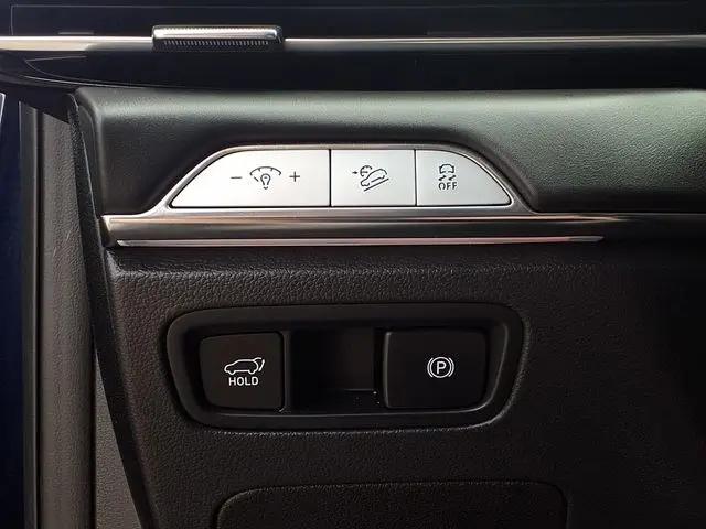 2025 Genesis GV80 2.5T Standard AWD