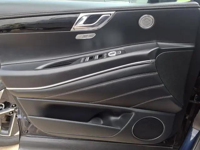 2025 Genesis GV80 2.5T Standard AWD