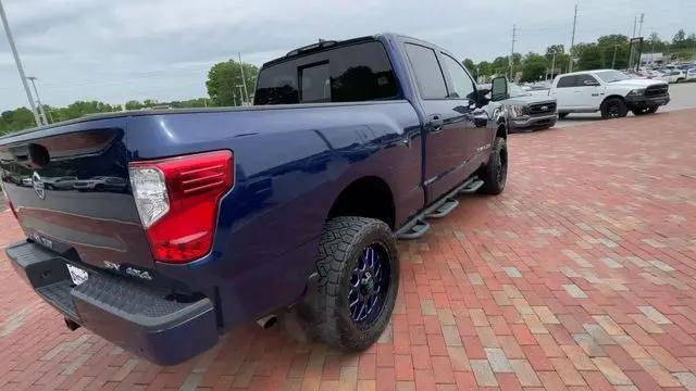 2022 Nissan Titan XD Crew Cab SV 4x4