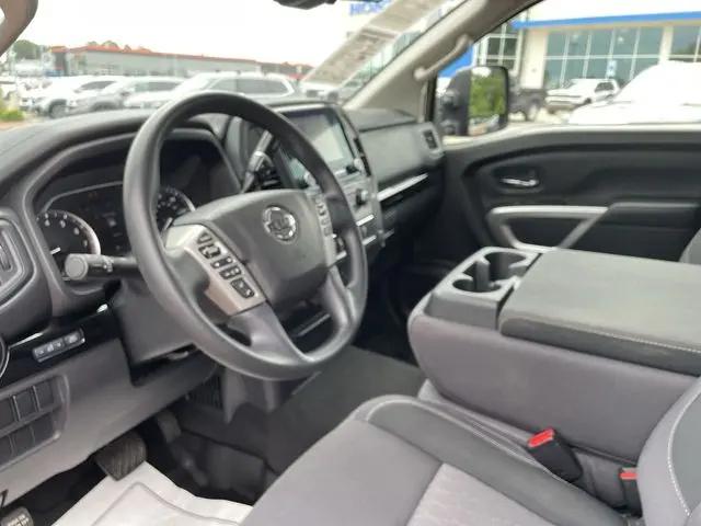 2022 Nissan Titan XD Crew Cab SV 4x4