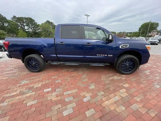 2022 Nissan Titan XD Crew Cab SV 4x4