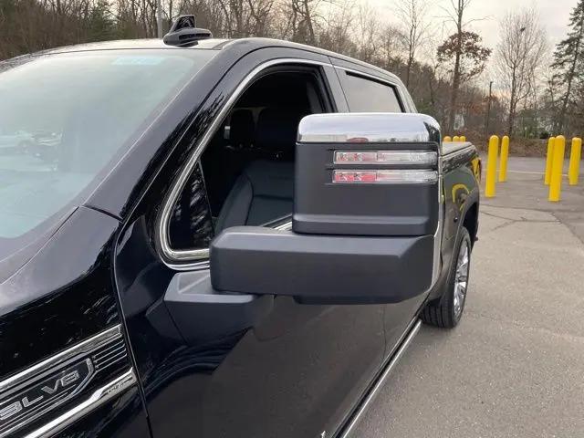 2025 GMC Sierra 1500 4WD Crew Cab Short Box Denali