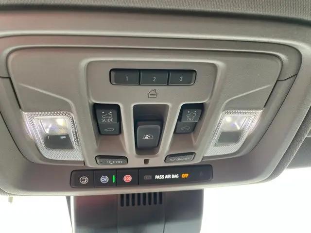 2025 GMC Sierra 1500 4WD Crew Cab Short Box Denali