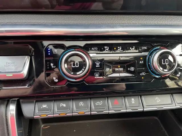 2025 GMC Sierra 1500 4WD Crew Cab Short Box Denali