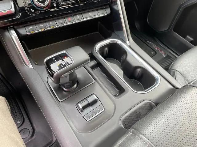 2025 GMC Sierra 1500 4WD Crew Cab Short Box Denali