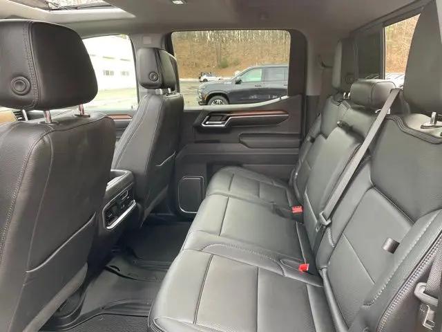 2025 GMC Sierra 1500 4WD Crew Cab Short Box Denali