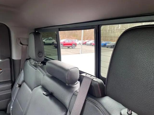2025 GMC Sierra 1500 4WD Crew Cab Short Box Denali