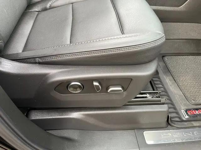 2025 GMC Sierra 1500 4WD Crew Cab Short Box Denali