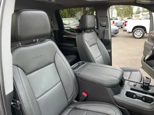 2025 GMC Sierra 1500 4WD Crew Cab Short Box Denali