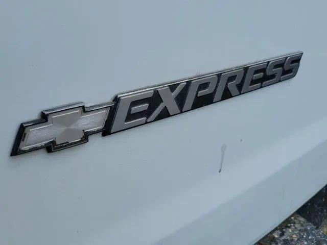 2006 Chevrolet Express Work Van