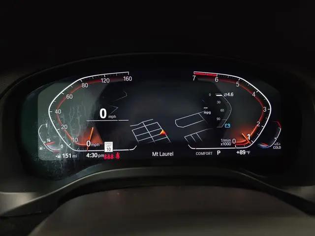 2025 BMW X4 xDrive30i