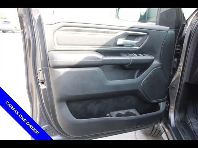 2020 Ram 1500 Big Horn Crew Cab 4x4 5'7" Box