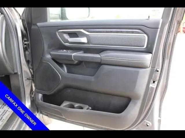 2020 Ram 1500 Big Horn Crew Cab 4x4 5'7" Box