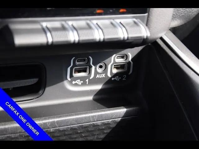 2020 Ram 1500 Big Horn Crew Cab 4x4 5'7" Box