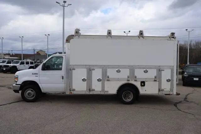 2018 Ford E-350 Cutaway E-350