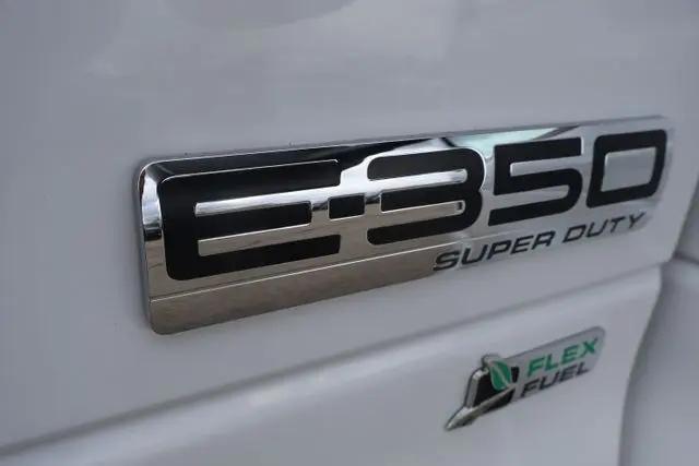 2018 Ford E-350 Cutaway E-350