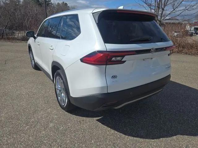 2024 Toyota Grand Highlander Platinum