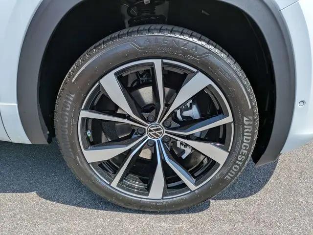 2026 Volkswagen Atlas SEL Premium R-Line