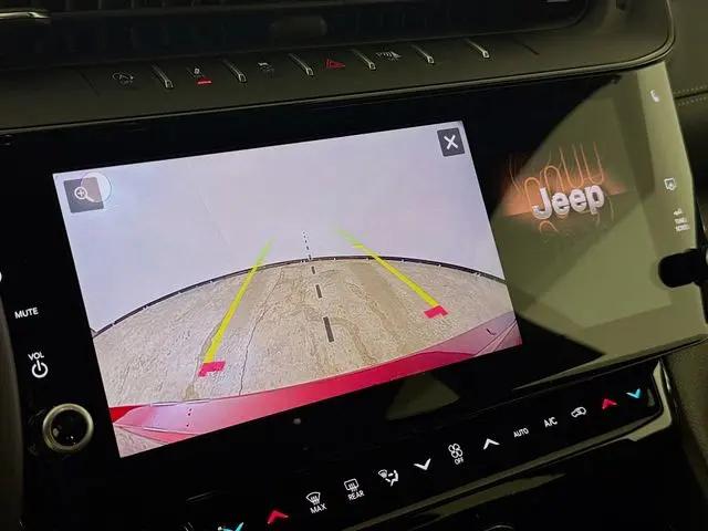 2026 Jeep Grand Cherokee L Altitude 4x4