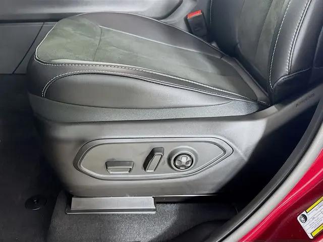 2026 Jeep Grand Cherokee L Altitude 4x4
