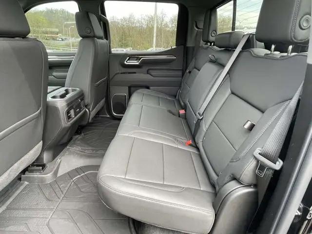 2026 Chevrolet Silverado 1500 4WD Crew Cab Short Bed RST