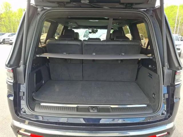 2023 Jeep Grand Wagoneer Series III 4x4
