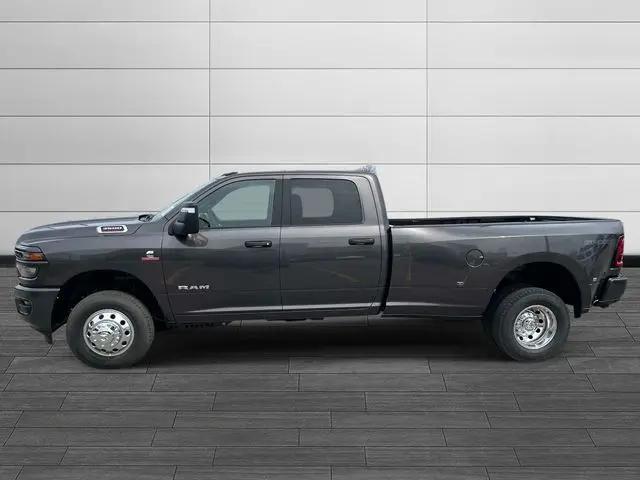 2026 Ram 3500 Big Horn Crew Cab 4x4 8' Box