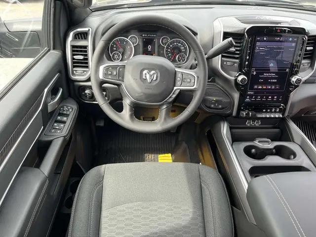2026 Ram 3500 Big Horn Crew Cab 4x4 8' Box