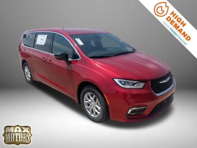 2026 Chrysler Pacifica Select for sale in Butler, MO