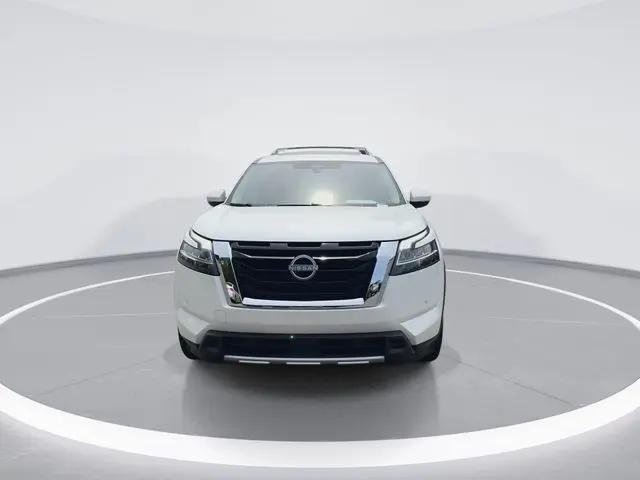 2024 Nissan Pathfinder Platinum 4WD
