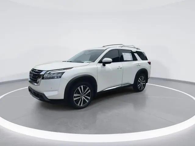 2024 Nissan Pathfinder Platinum 4WD