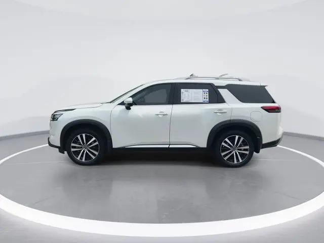 2024 Nissan Pathfinder Platinum 4WD