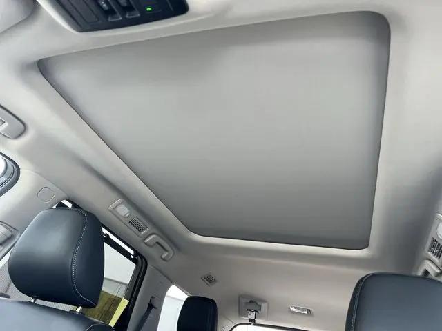 2024 Nissan Pathfinder Platinum 4WD