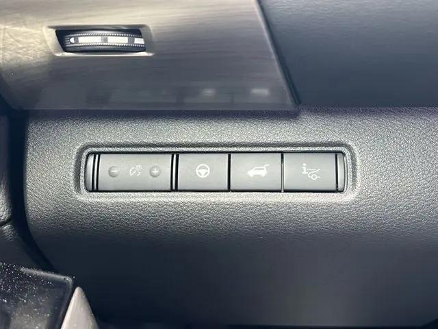 2024 Nissan Pathfinder Platinum 4WD