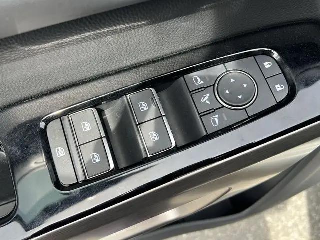 2024 Nissan Pathfinder Platinum 4WD