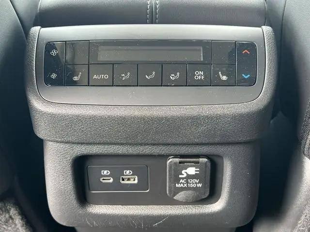 2024 Nissan Pathfinder Platinum 4WD