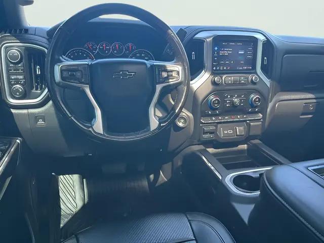 2020 Chevrolet Silverado 1500 4WD Crew Cab Short Bed RST