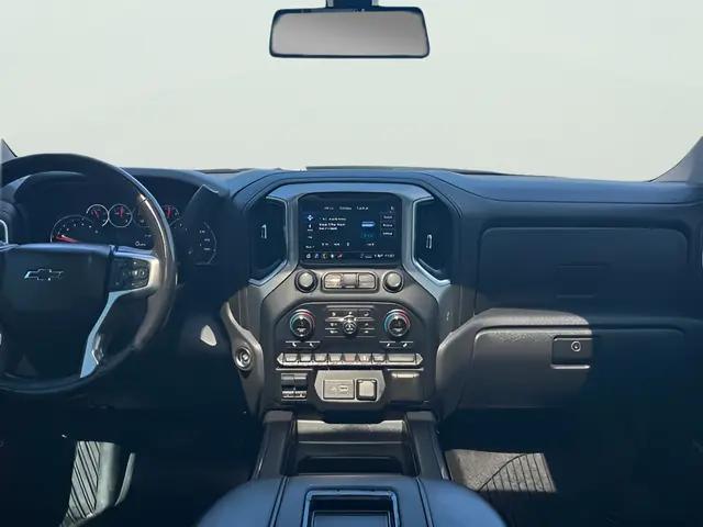 2020 Chevrolet Silverado 1500 4WD Crew Cab Short Bed RST