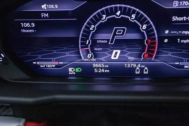 2022 Lamborghini Urus Graphite Capsule