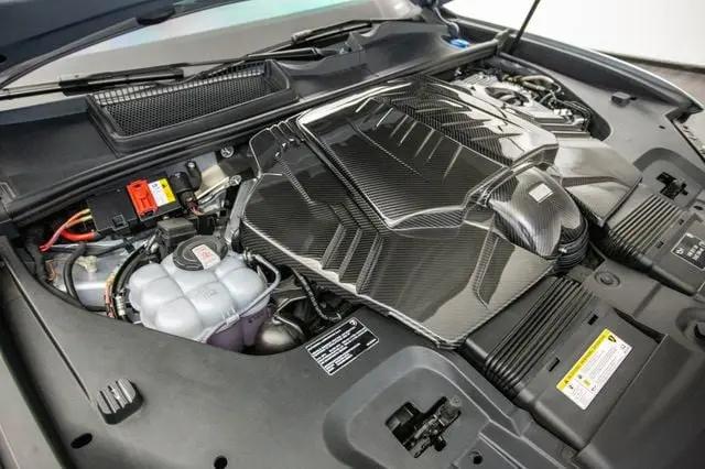 2022 Lamborghini Urus Graphite Capsule