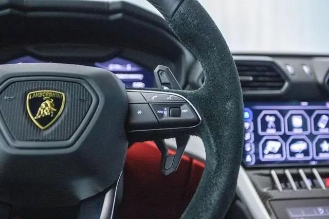2022 Lamborghini Urus Graphite Capsule