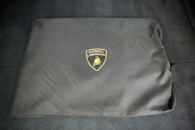 2022 Lamborghini Urus Graphite Capsule