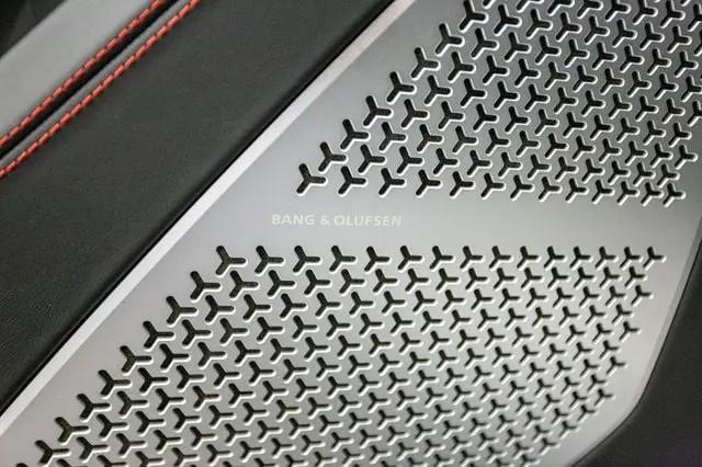 2022 Lamborghini Urus Graphite Capsule